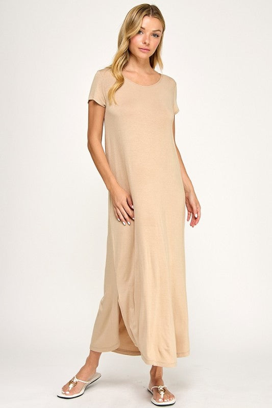 Maxi solid dress